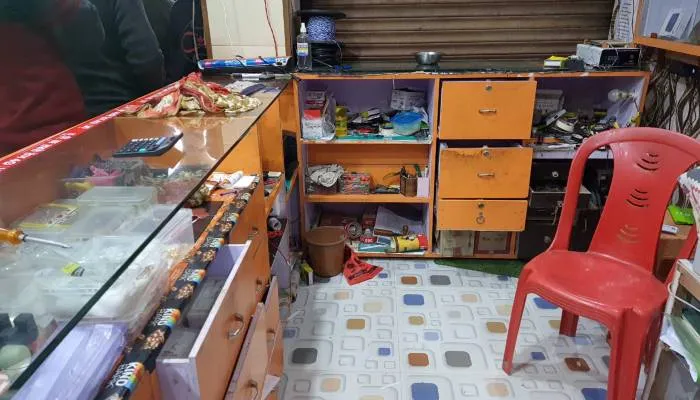 रायबरेलीः एक ही रात में चोरों ने तीन घरों व मोबाइल शॉप को बनाया निशाना, लाखों का माल किया पार