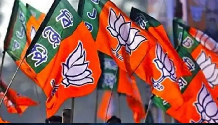 मिशन 2022: कांग्रेस और सपा के पूर्व विधायकों ने थामा भाजपा का दामन