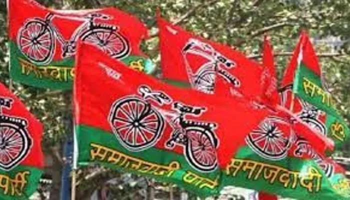 यूपी चुनाव 2022: सपा ने चुनाव आयोग से की ओपीनियन पोल बंद करने की मांग