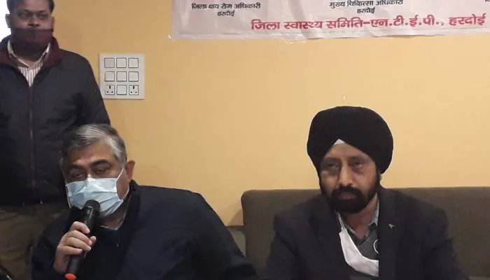 बीच में छोड़ी दवा, नहीं काम आएगी दुआ, सीएमओ बोले- टीबी मुक्त जिला बनेगा हरदोई