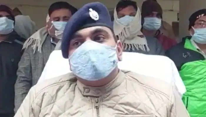 यूपीटीईटी परीक्षा में गड़गड़ी करने वाले गैंग का पर्दाफाश, 51 लाख रुपये समेत 22 गिरफ्तार