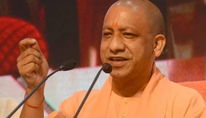 पिछली सरकार में जनता की कमाई ‘इत्र वाले मित्र’ के यहां जमा होती थी : मुख्यमंत्री योगी