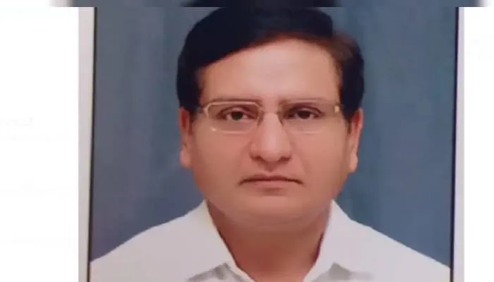बिना अनुमति के जिला मुख्यालय न छोड़े अफसर, मुख्य निर्वाचन अधिकारी ने जारी किया निर्देश