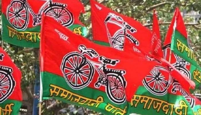 यूपी चुनाव: दिवंगत भाजपा नेता उपेंद्र शुक्ला का परिवार हुआ सपा में शामिल