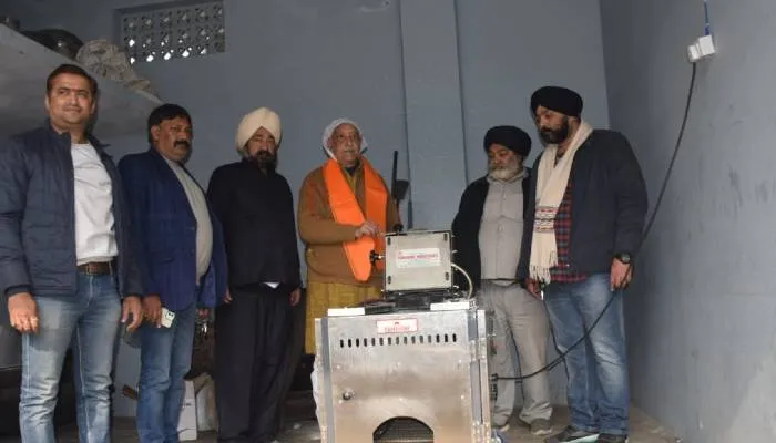 अयोध्या: गुरुद्वारा में अब मशीन से बनेंगी रोटियां, एक घंटे में निकलेंगी 700 गर्मागरम रोटियां