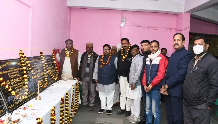 सपा ने यूपी को उत्तम प्रदेश बनाने का काम किया: हीरालाल
