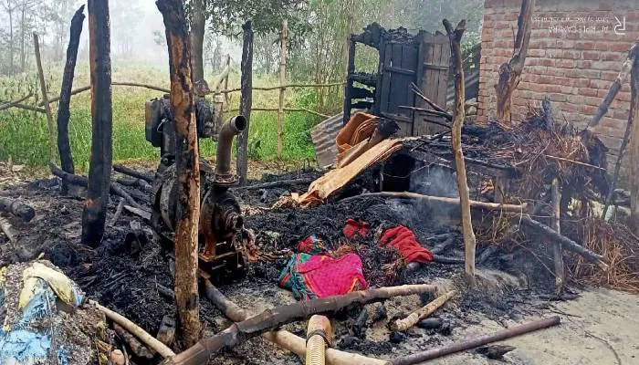 बहराइच: पत्नी की विदाई न करने से क्षुब्ध युवक ने मकान में लगाई आग, जांच में जुटी पुलिस