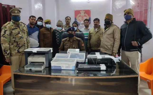 बदायूं: फर्जी आधार कार्ड व वोटर आईडी बनाने वाले दो गिरफ्तार