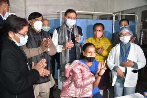 उत्तराखंड में शुरू हुआ किशोर कोविड टीकाकरण महाअभियान, 6.28 लाख किशोरों को एक सप्ताह में लगेंगे टीके