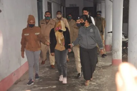 बुल्ली बाई एप प्रकरण : मुंबई से बुलाई गई महिला पुलिस, फिर रुद्रपुर से आरोपी युवती को ले गए महाराष्ट्र