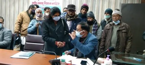 हल्द्वानी: सड़क नहीं बनी तो सेलालेख के ग्रामीण करेंगे विधानसभा चुनाव का बहिष्कार
