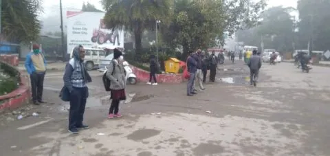 रुद्रपुर से हल्द्वानी के लिए बसों का टोटा, घंटों इंतजार करते रहे यात्री