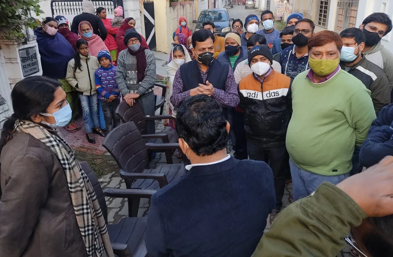 पीलीभीत में मतदान बहिष्कार की चेतावनी पर बढ़ी धड़कन, दौड़े अफसर