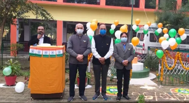 मुरादाबाद: 73वें गणतंत्र दिवस पर सरकारी और निजी संस्थानों में हुआ कार्यक्रम