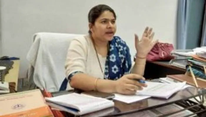खदान संचालकों के खिलाफ जालौन प्रशासन ने अपनाया कड़ा रुख