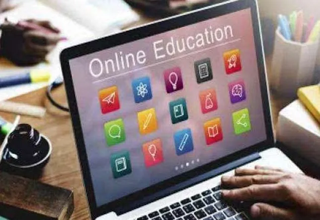 बरेली: स्कूलों में ऑनलाइन जारी रहेंगी कक्षाएं
