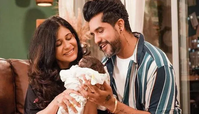 किश्वर मर्चेंट के चार महिने के बेटे को हुआ कोरोना, एक्ट्रेस ने सोशल मीडिया के जरिए दी जानकारी