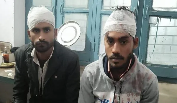 अमरोहा : पुरानी रंजिश को लेकर दो पक्षों में मारपीट, दो युवक घायल