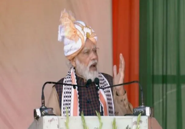 मणिपुर: पीएम मोदी ने किया 4800 करोड़ रु की लागत की 22 विकास परियोजनाओं का उद्घाटन-शिलान्यास