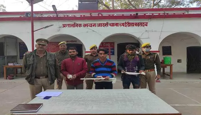 बहराइच: नेपाली युवक की कुल्हाड़ी से गला काटकर निर्मम हत्या