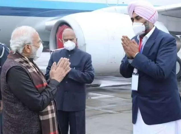 पीएम मोदी बठिंडा पहुंचे, पंजाब के लोगों को देंगे 42,750 करोड़ के विकास कार्यों की सौगात