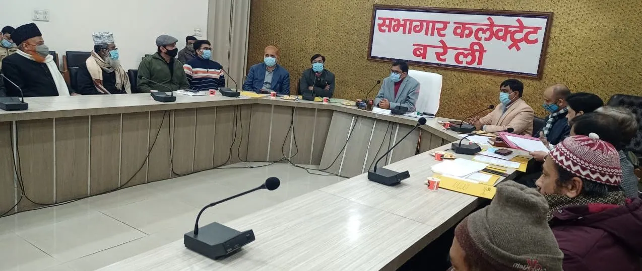 बरेली: मदरसों में कैंप लगाकर टीकाकरण में तेजी लाएं