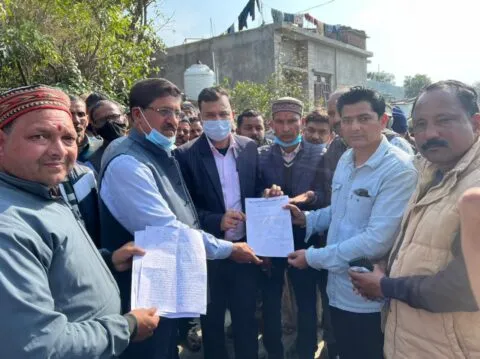 हल्द्वानी: महिला की मौत से ग्रामीणों में आक्रोश, बोले- बाघ को आदमखोर घोषित कर गोली मारो