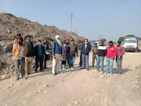 हल्द्वानी: जमीन पर उतरे प्रशासनिक अधिकारी तो खनन स्थल से गायब मिले सीमांकन पिलर