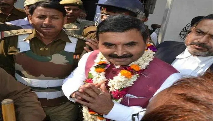 UP MLC Election:  वाराणसी के सेंट्रल जेल में बंद एमएलसी बृजेश सिंह समेत तीन लोगों ने खरीदा नामाकंन पर्चा