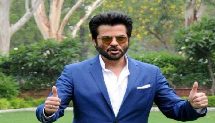 अनिल कपूर ने स्कूल के दिनों की तस्वीर शेयर कर लिखी यह बात