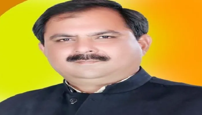 झांसी में नहीं चलेगा लव जेहाद, युवाओं के हाथ में होगा टेबलेट व स्मार्टफोन: रवि