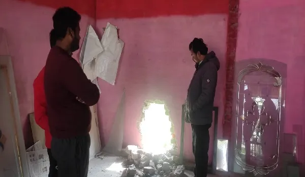 रामपुर: दो दुकानों से डेढ़ लाख की चोरी, दी तहरीर