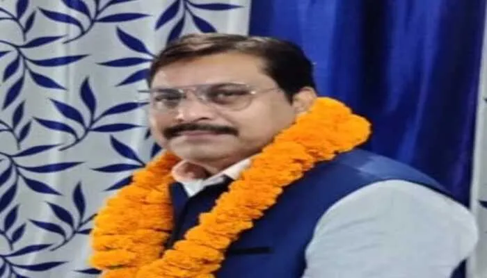 गोरखपुर की सभी सीटों पर बसपा के प्रत्याशी घोषित, सीएम योगी से मुकाबला करेंगे शमसुद्दीन