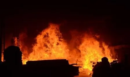 हरियाणा: प्लास्टिक उत्पाद की दो फैक्ट्रियों में लगी आग, लाखों का नुकसान