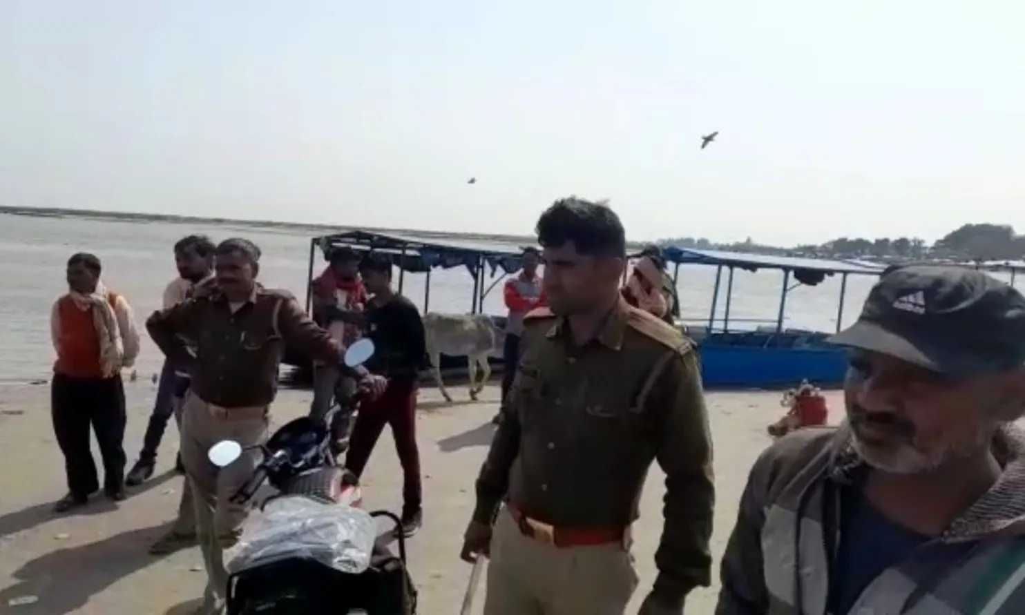 बदायूं: राजस्थान के श्रद्धालु की गंगा में डूबकर मौत, मचा कोहराम