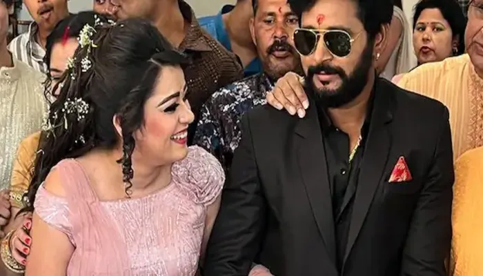 Nidhi Jha-Yash Kumar Engagement: निधि झा की लॉन्ग टाइम बॉयफ्रेंड यश कुमार से हुई सगाई, फोटो वायरल