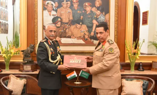 जनरल नरवणे ने सऊदी अरब के कमांडर से की वार्ता