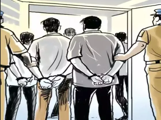पालघर: महिला की हत्या कर शव झाड़ियों में फेंकने के आरोप में दो लोग गिरफ्तार