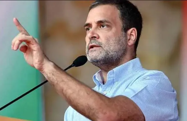 राहुल ने बेरोजगारी के मुद्दे को लेकर सरकार पर निशाना साधा