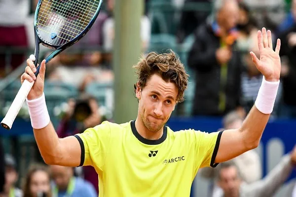 कैस्पर रूड पेट की चोट के कारण रियो ओपन से हटे,  बारिश के कारण खेल रुका