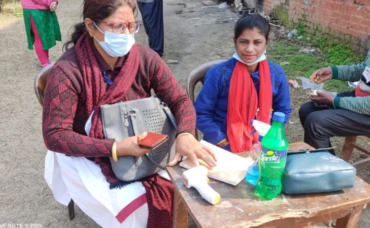बरेली: भूखे पेट रहे मतदानकर्मी, नहीं मिला भोजन