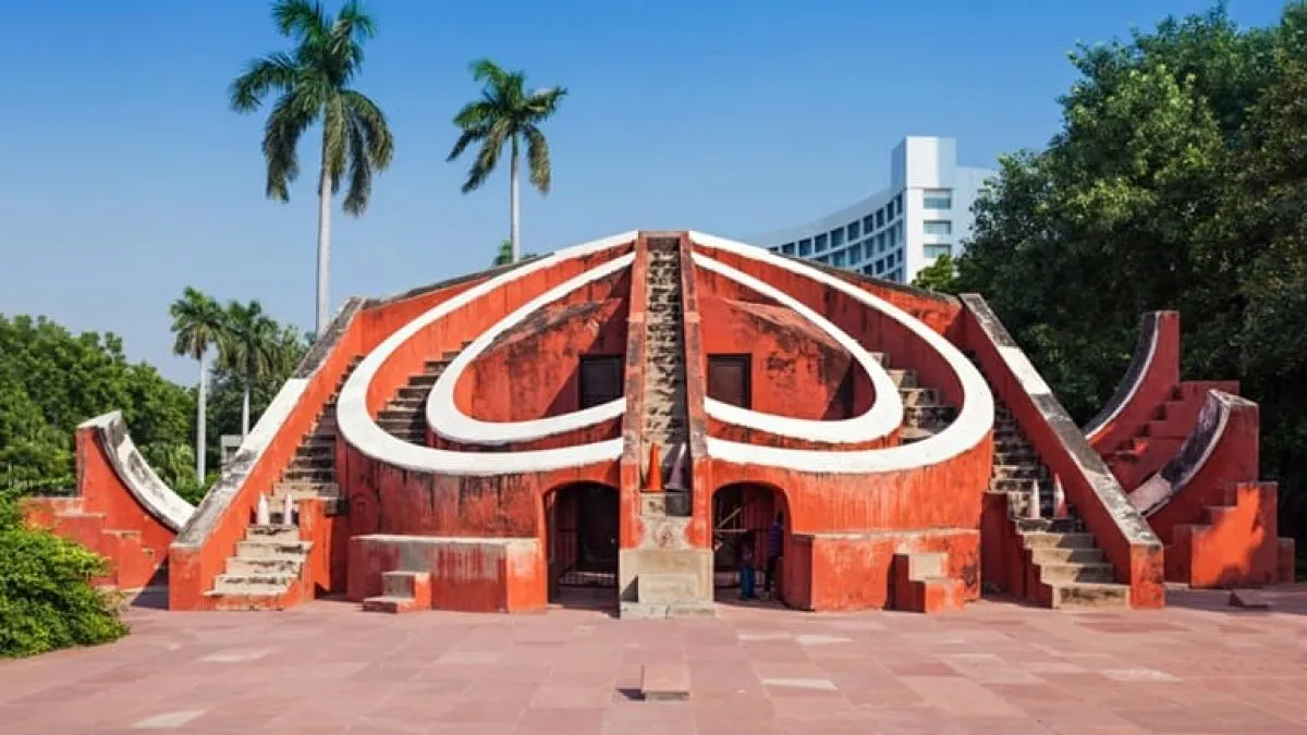 खगोलीय घटनाओं के साथ धरने प्रदर्शन का गवाह जंतर मंतर