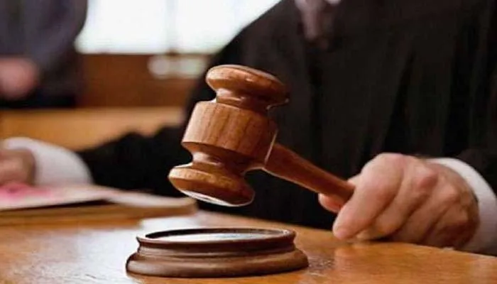 प्राइवेट स्कूलों की फीस न बढ़ाये जाने संबंधी आदेश पर पुर्नविचार करे सरकार: हाईकोर्ट