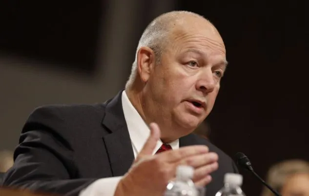 अमेरिका के एफएए प्रमुख ने इस्तीफा देने की घोषणा