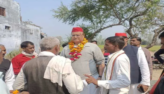बाराबंकी: सपा प्रत्याशी ने पीएम मोदी पर कसा तंज, कहा- जिनके परिवार नहीं वह क्या जानें परिवार का दर्द
