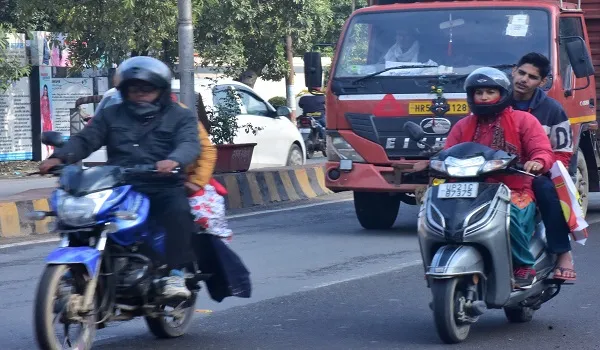 मुरादाबाद : धूप ने सर्दी से दिलाई राहत, शीतलहर जारी