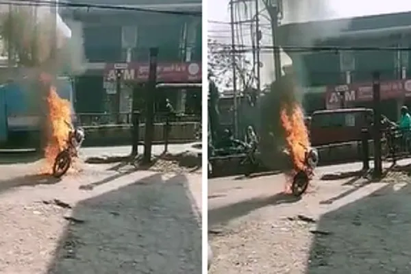 मुरादाबाद: चलती बाइक में लगी आग, पिता-बेटे ने कूदकर बचाई जान