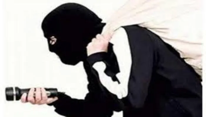 अलीगढ़: 44 साल पुरानी चोरी की अब हुई सुनवाई, चोरो को नहीं जाना पड़ा जेल