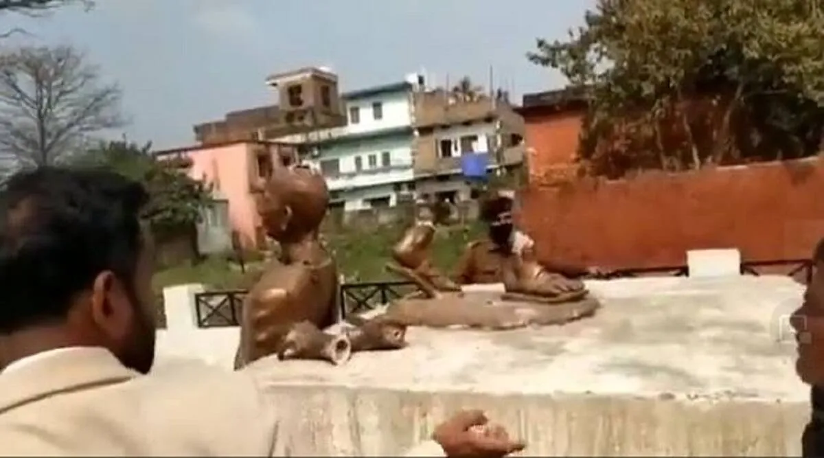 चंपारण सत्याग्रह स्थल के पास गांधी जी की प्रतिमा को क्षतिग्रस्त किया गया
