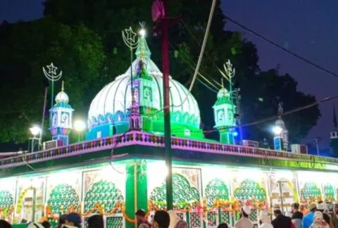 उत्तराखंड की इन पांच मजारों पर हाजिरी लगाने आते हैं हर धर्म के लोग, पूरी होती है हर दुआ